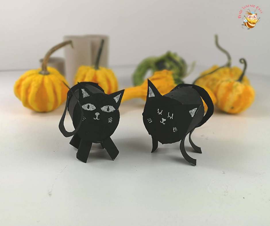 gatto nero di carta